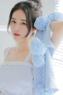 日本胸大公妇被公侵犯中文字幕